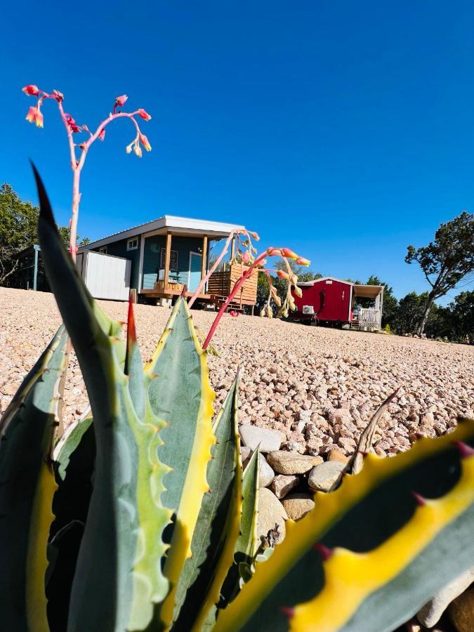 Elegant 1Br 1Ba Tiny Home/Free Parking/ Near Lake Marble Falls Exterior photo