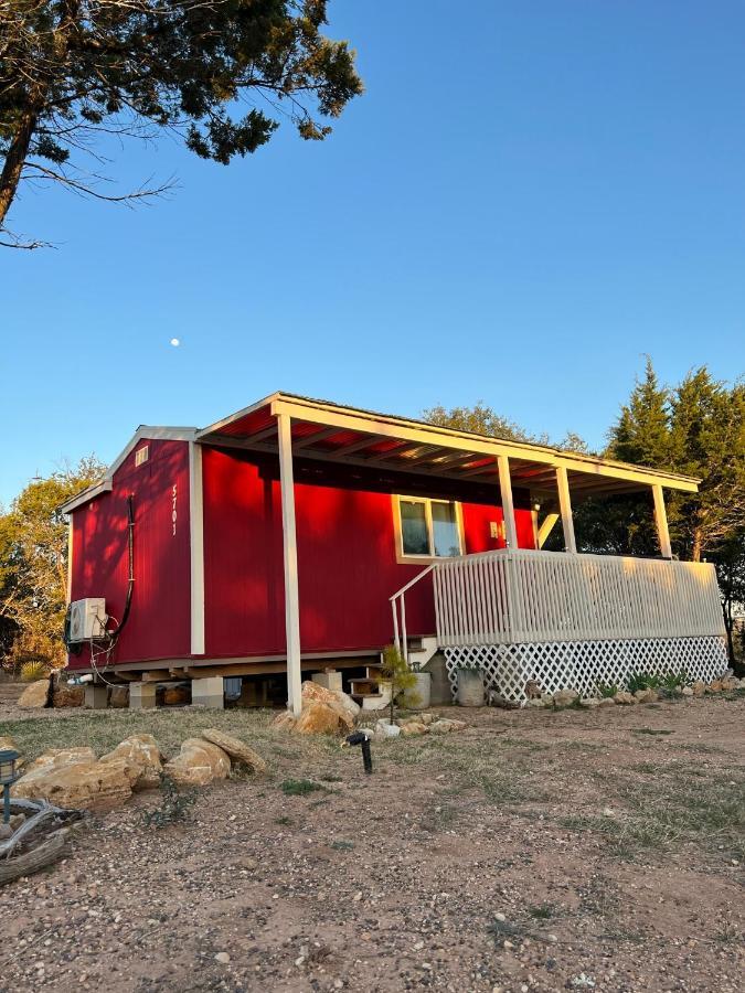 Elegant 1Br 1Ba Tiny Home/Free Parking/ Near Lake Marble Falls Exterior photo