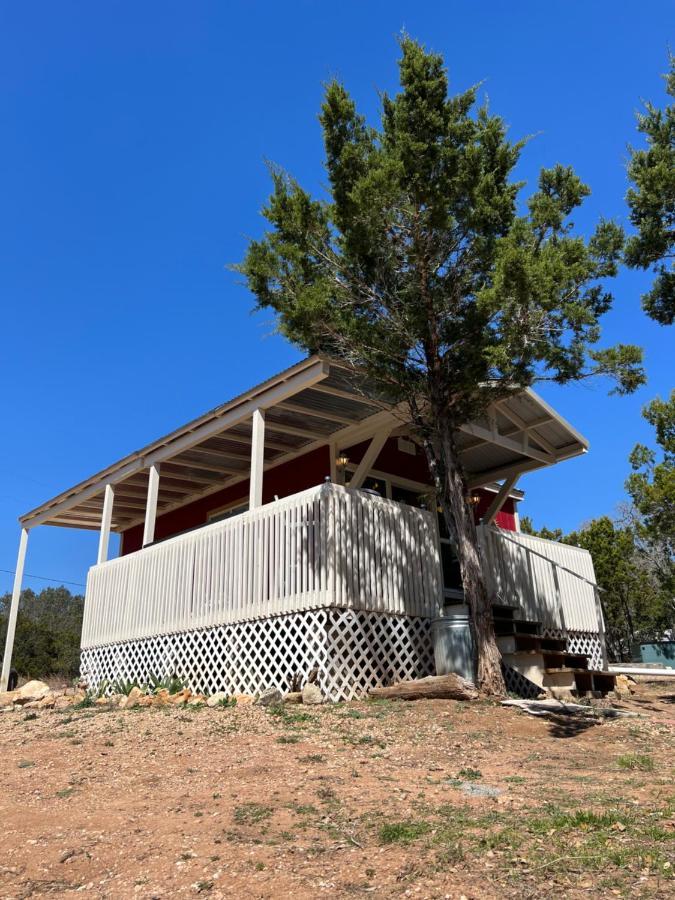 Elegant 1Br 1Ba Tiny Home/Free Parking/ Near Lake Marble Falls Exterior photo