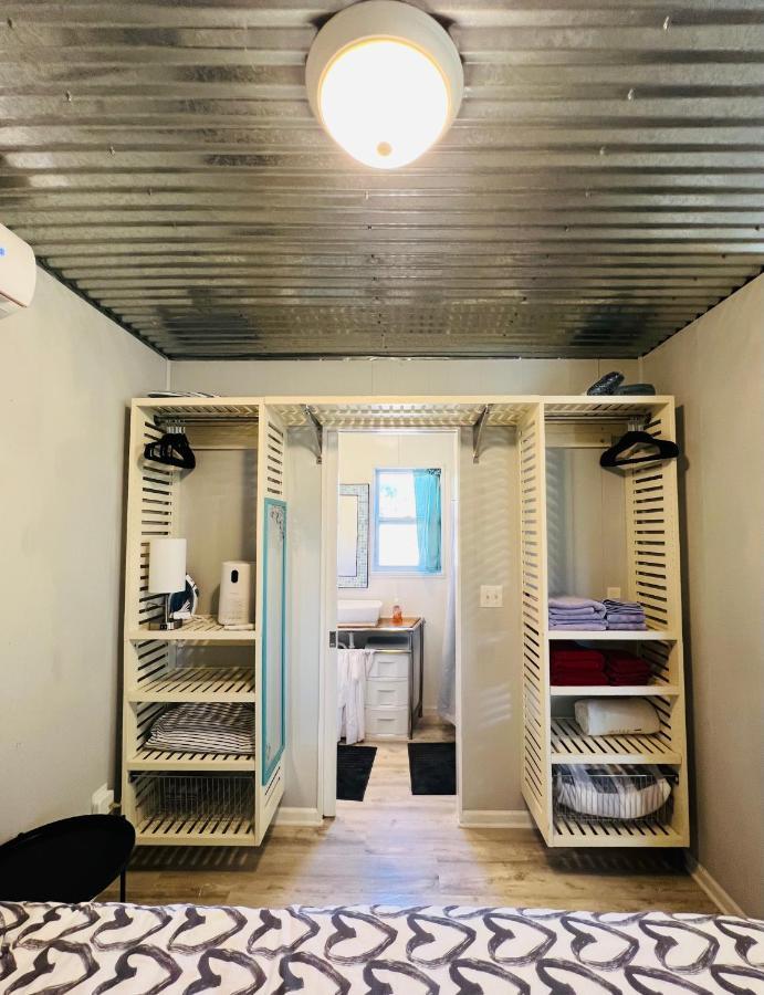Elegant 1Br 1Ba Tiny Home/Free Parking/ Near Lake Marble Falls Exterior photo
